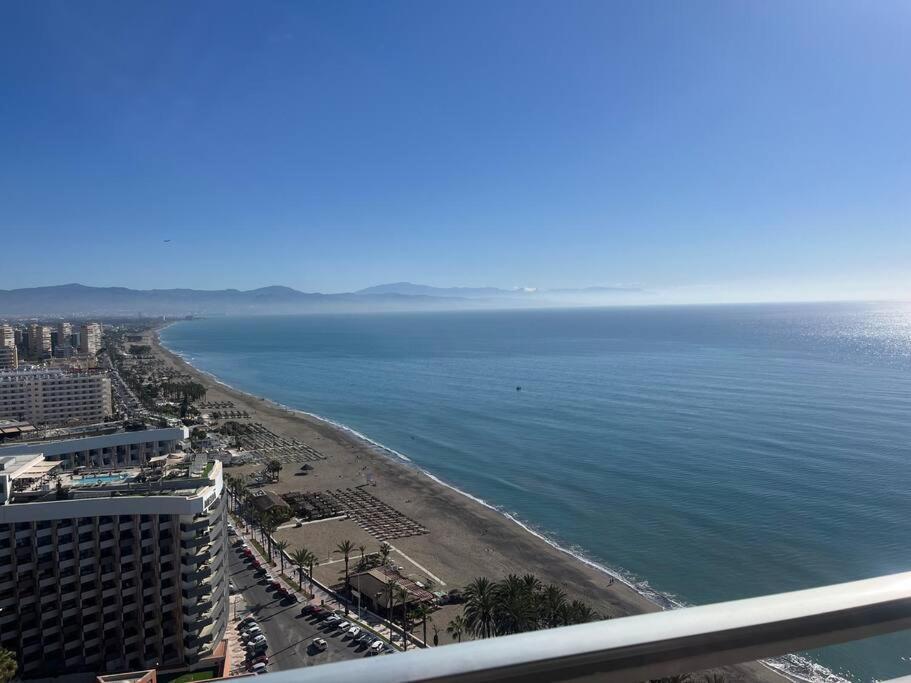 Love Rent4 Malaga La Torre De La Roca Τορρεμολίνος Εξωτερικό φωτογραφία